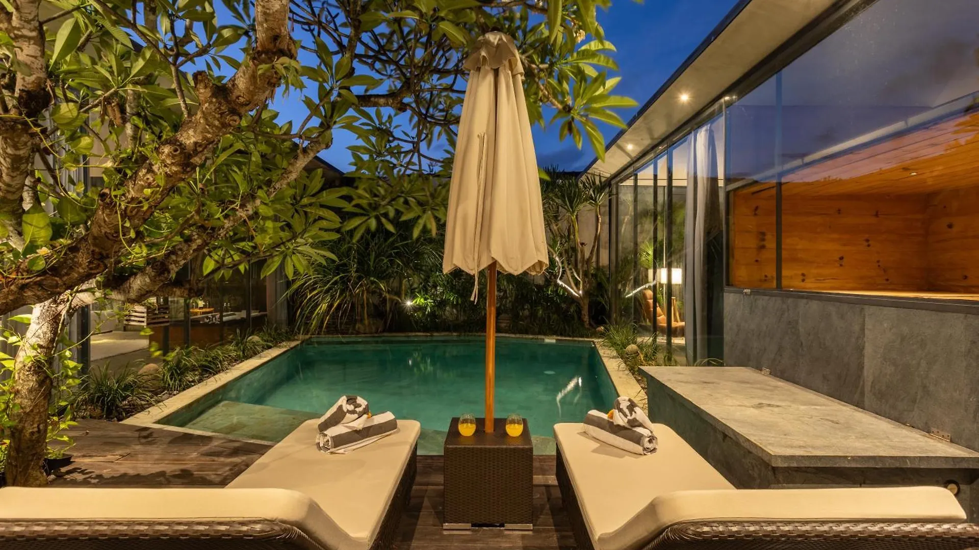 סמיניאק Luxury Industrial Villa With Sauna And Highend Amenities אינדונזיה